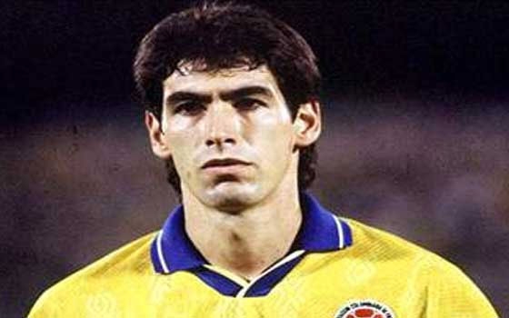   مصر اليوم - فيفا : 20 عامًا على مصرع الكولومبي إسكوبار