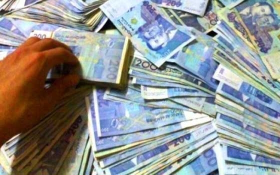   مصر اليوم - مغاربة يتهمون رئيس مجلس النواب بإهدار المال العام