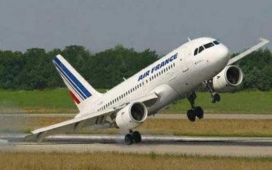   مصر اليوم - إير فرانس تعلق رحلاتها الجوية المتجهة إلى تل أبيب لأسباب أمنية