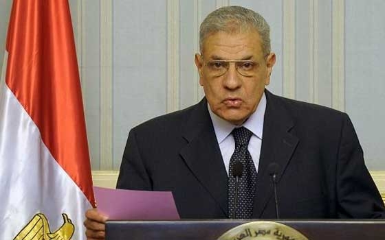   مصر اليوم - رئيس الوزارء يبحث سبل ضبط تعريفة المواصلات العامّة في القاهرة والجيزة