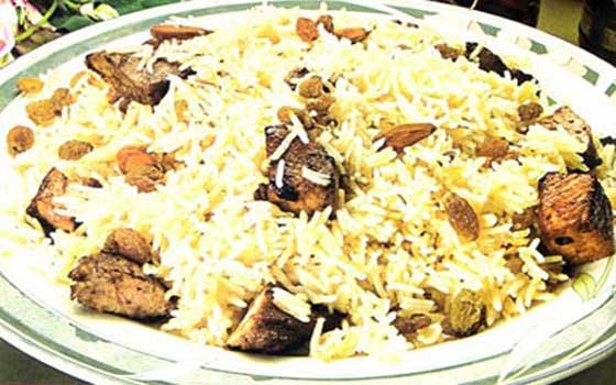   مصر اليوم - أرز بخلطة الكبدة والقلوب والكلاوي