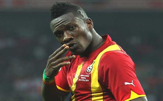   مصر اليوم - نجاة قائد منتخب غانا من الموت بأعجوبة في رحلة بحرية