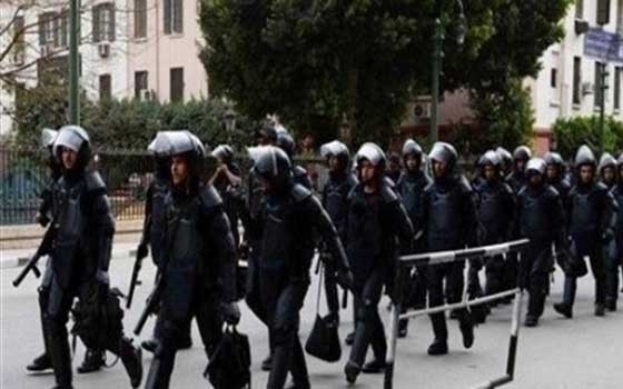   مصر اليوم - تكثيف أمني في ميدان التحرير تزامنًا مع ذكرى عزل مرسي