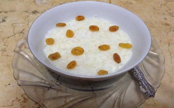   مصر اليوم - طريقة عمل الأرز باللبن