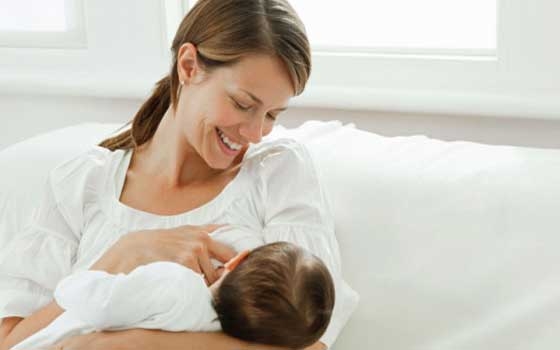   مصر اليوم - الصيام لا يؤثر على الأم المرضعة ولا على الرضيع