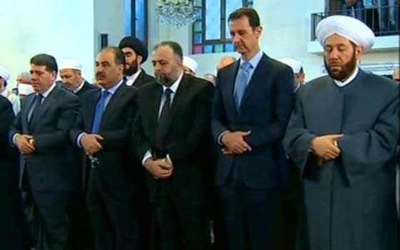   مصر اليوم - تفجير سيارة مفخخة عن بُعد في حاجز الفريكة أدّى إلى مقتل 50 جنديًا من القوات الحكومية