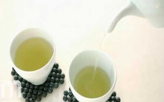   مصر اليوم - الجرعات الزائدة للشاي الأخضر تسبب تسمم الكبد