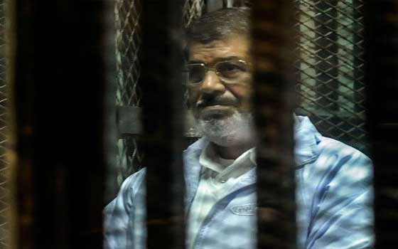   مصر اليوم - الرئيس المعزول محمد مرسي يمتلك مفتاح حل الأزمة الفلسطينيّة