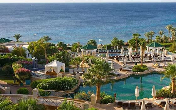   مصر اليوم - خُبراء يُؤكِّدون أنَّ سياسة الإقامة الشَّاملة تُهدِّد السِّياحة المصريَّة