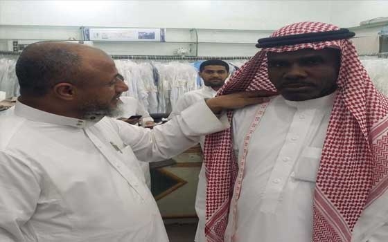   مصر اليوم - العيد يرفع أسعار الخياطة الرجالية في الطائف السعودية