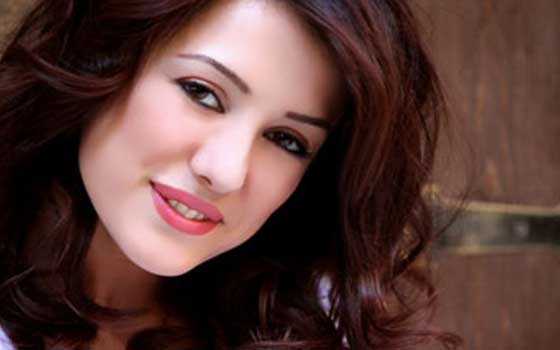 مصر اليوم - الفنانة كندة علوش ضيفة إذاعة البرنامج العام