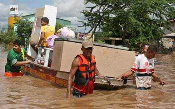   مصر اليوم - الفيضانات تهدد بإحداث كارثة بيئية في الباراغواي