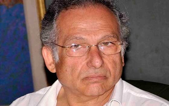   مصر اليوم - ممدوح حمزة يعتصم أمام وزارة الزراعة لأسباب غير معلومة