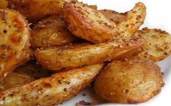   مصر اليوم - بطاطس بالفلفل الأحمر