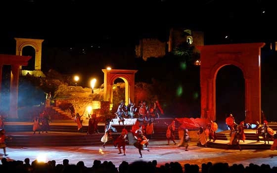 مصر اليوم - افتتاح مهرجانات بيبلوس الدولية في لبنان الخميس