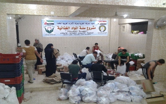   مصر اليوم - جمعيَّة الشَّارقة الإماراتيَّة تُوزِّع 1500 سلة غذائيَّة على أيتام كفرالشِّيخ