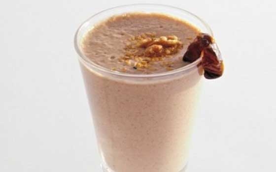   مصر اليوم - عصير الحليب والتمر