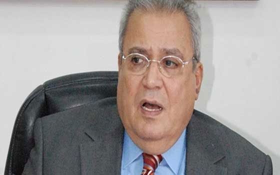   مصر اليوم - وزير الثقافة المصري جابر عصفور يطلق مشروع اقرأ