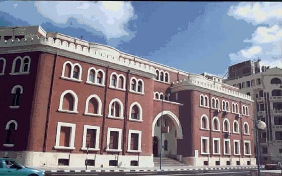   مصر اليوم - العاملين في الجامعات هم حلقة الوصل بين الطلاب والإدارة الجامعية