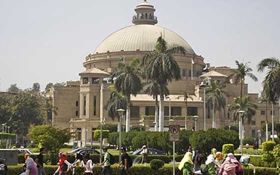   مصر اليوم - جامعة القاهرة تحدد أعضاء اللجنة المشرفة على اختيار العمداء