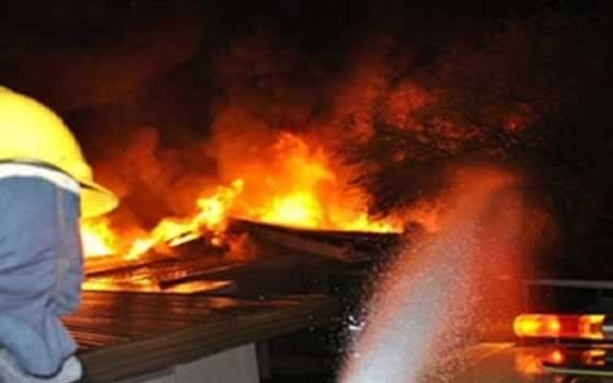 مصر اليوم - حريق ضخم في مطار مدينة كانو النيجيرية يتلف طائرة ايرباص تركية