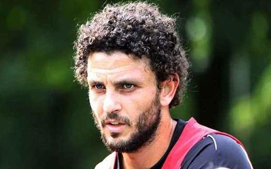   مصر اليوم - بلوكا يسيطر على الدِّفاع وغالي يقود الأهلي في الوسط وسعيد يُهدِّد متعب وعبدالظاهر