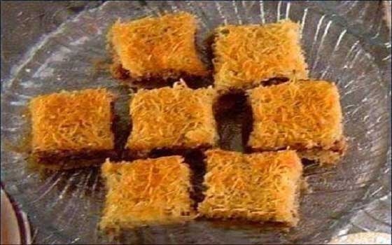   مصر اليوم - خبزة القطايف الجزائرية