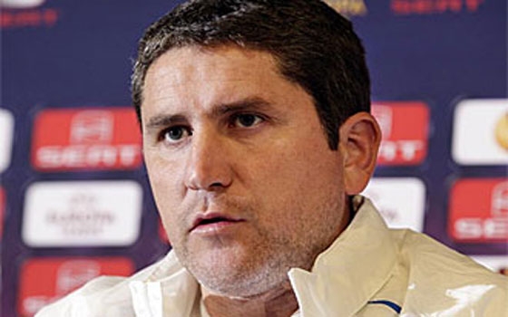   مصر اليوم - غاريدو إلى لاعبي الأهلي الملعب هو حكم إختياراتي