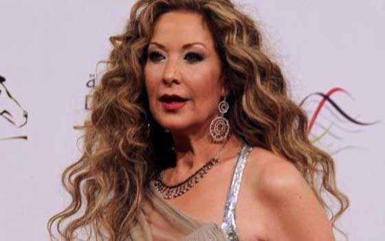   مصر اليوم - خناقة بين رغدة وأحلام لسبب الشيخة موزة