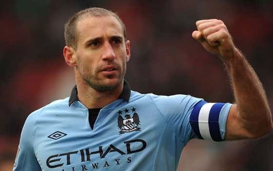   مصر اليوم - زاباليتا يؤيد رأي مدربه ويعتبر ميسي مارادونا العصر