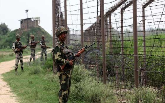   مصر اليوم - الهند تفرج عن تسعة سجناء باكستانيين