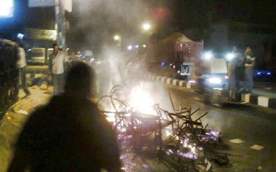   مصر اليوم - ناشط سياسي في دمياط يتهم الإخوان بإحراق سيارته