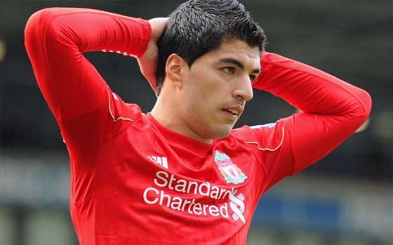   مصر اليوم - سواريز يتعاقد مع مدرب خاص للحفاظ على لياقته خلال فترة الإيقاف