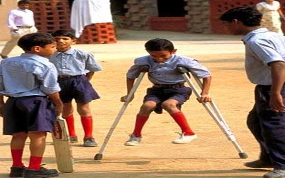   مصر اليوم - مكافحة شلل الأطفال في باكستان بعد عودته بصورة وبائية