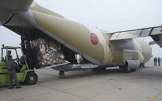   مصر اليوم - مطار الإسماعيلية يستقبل مساعدات مغربية للفلسطنيين