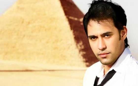 مصر اليوم - عمرو مصطفى يسخر من ممارسة قائد حماس لرياضة التنس