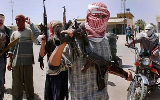   مصر اليوم - ضبط تكفيريين اثنين ينتميان للإخوان بحوزتهما قذيفة صاروخية شمال سيناء