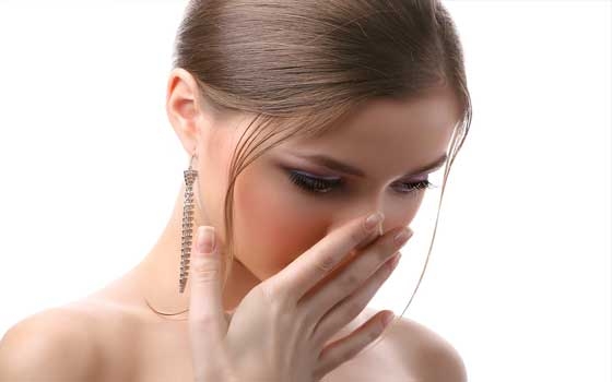   مصر اليوم - تعرف على كيفية التخلص من رائحة الفم الكريهة