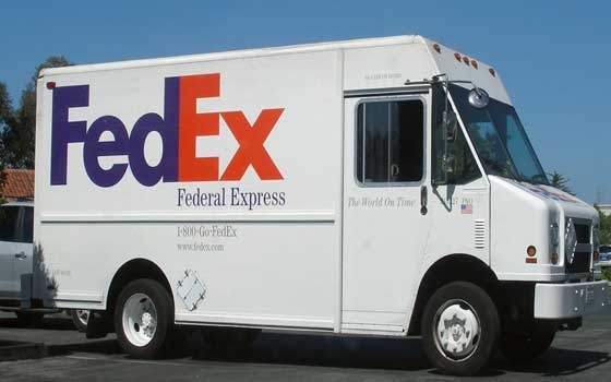   مصر اليوم - فيديكس إكسبريس تختار الإمارات لإطلاق تطبيق الشحنات الحسّاسة