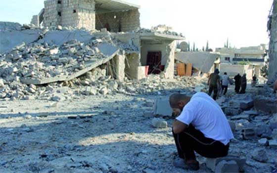   مصر اليوم - القوّات السوريّة تقصف حي الوعر في حمص وتشتبك مع الكتائب العارضة في دمشق وريفها