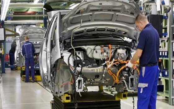   مصر اليوم - قطاع صناعة السيّارات يواجه آفاقًا غامضة في المستقبل