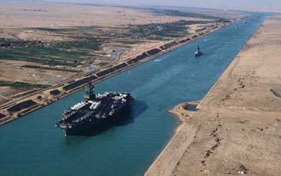   مصر اليوم - 45 سفينة عبرت المجرى الملاحي لقناة السويس