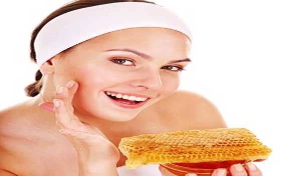 مصر اليوم - قناع العسل لبشرة نضرة في رمضان