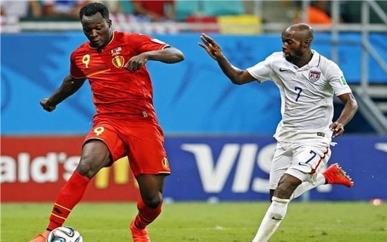   مصر اليوم - لوكاكو يقود بلجيكا لدور الثمانية بالمونديال