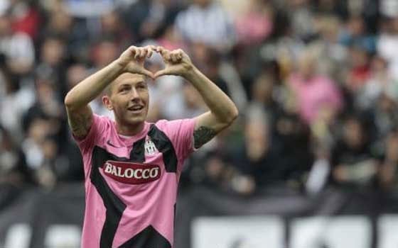   مصر اليوم - ماروني - بيلوزو صفقة مزدوجة بين يوفنتوس وساسولو