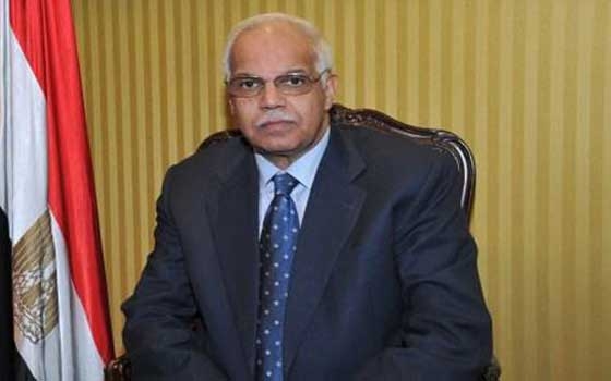   مصر اليوم - محافظ  القاهرة يزور دار السبيل للأيتام في العيد