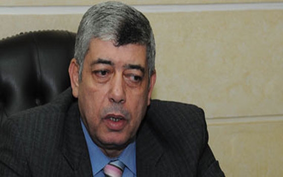   مصر اليوم - وزير الدَّاخليَّة يزور مصابي تفجيرات قصر الاتحاديَّة