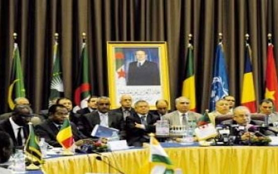   مصر اليوم - الحكومة المالية توقع في الجزائر وثيقتين مع الحركات المسلحة في شمال مالي