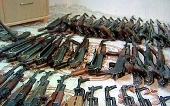   مصر اليوم - الأمن المصري العام يصادر 504 قطعة سلاح متنوعة