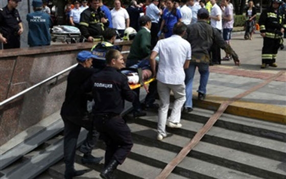   مصر اليوم - موسكو تعلن الحداد غدًا على أرواح ضحايا حادث مترو الأنفاق